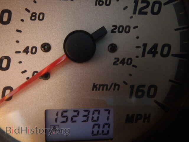2000 NISSAN MAXIMA - VIN: JN1CA31D0YT526199 - Фото 8