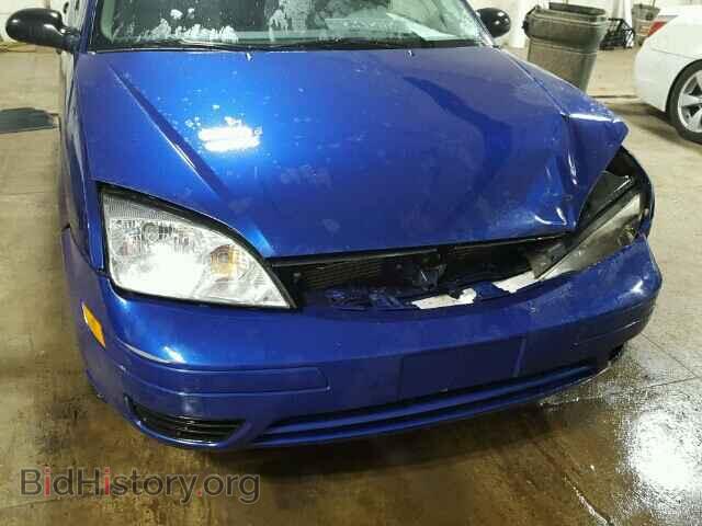 2005 FORD FOCUS - VIN: 3FAFP37N75R110484 - Photo 9