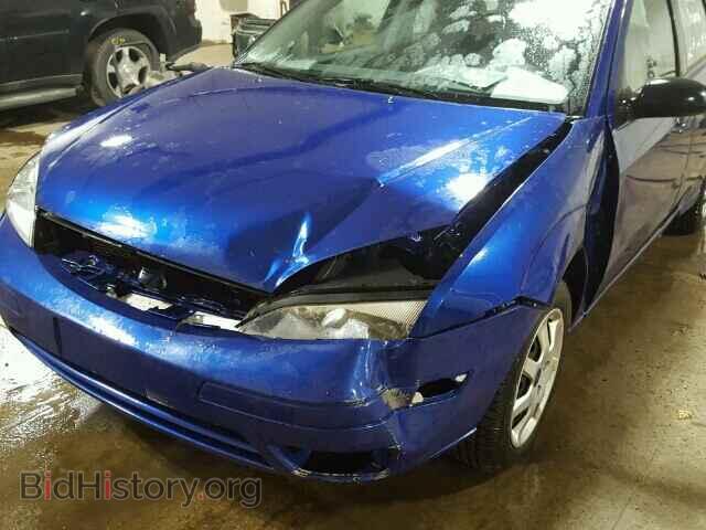 2005 FORD FOCUS - VIN: 3FAFP37N75R110484 - Photo 10