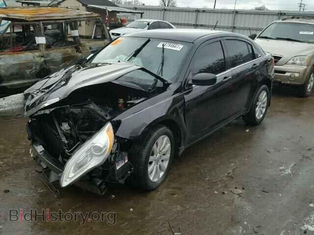 2013 CHRYSLER 200 - VIN: 1C3CCBBB8DN592713 - Фото 2