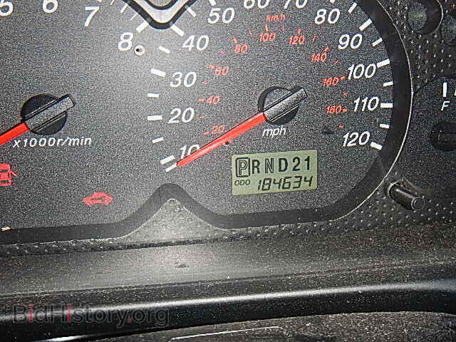 2002 MAZDA TRIBUTE - VIN: 4F2YU09192KM61742 - Фото 8