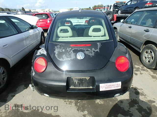 2000 VOLKSWAGEN BEETLE - VIN: 3VWCA21C7YM401338 - Фото 9