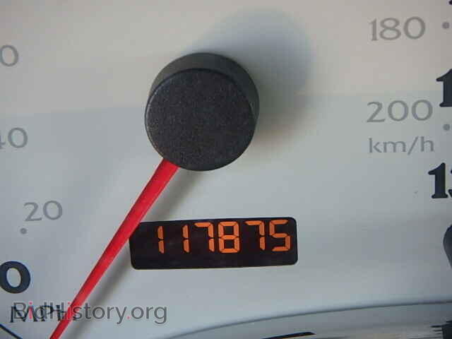 2004 SATURN VUE - VIN: 5GZCZ23D84S858659 - Photo 8