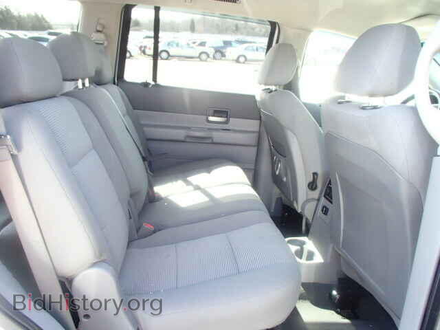 2008 Dodge DURANGO (VIN 1D8HB48N68F123901) — photo 6 of 10