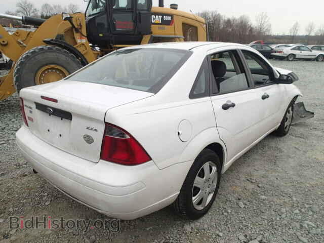 2005 FORD FOCUS - VIN: 1FAFP34NX5W132464 - Фото 4