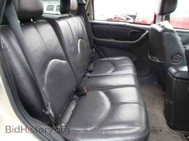 2003 MAZDA TRIBUTE - VIN: 4F2CZ06113KM40966 - Фото 6