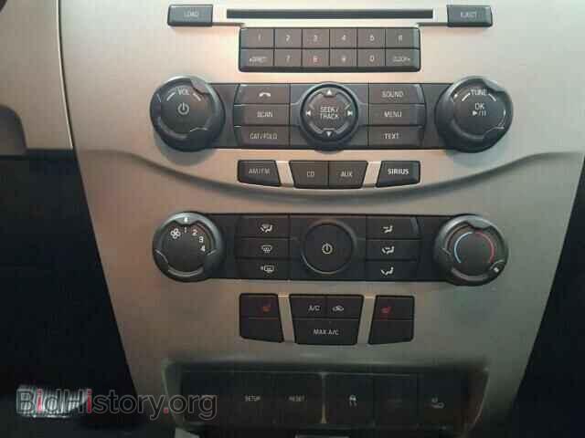 2011 FORD FOCUS - VIN: 1FAHP3HN2BW116841 - Photo 9
