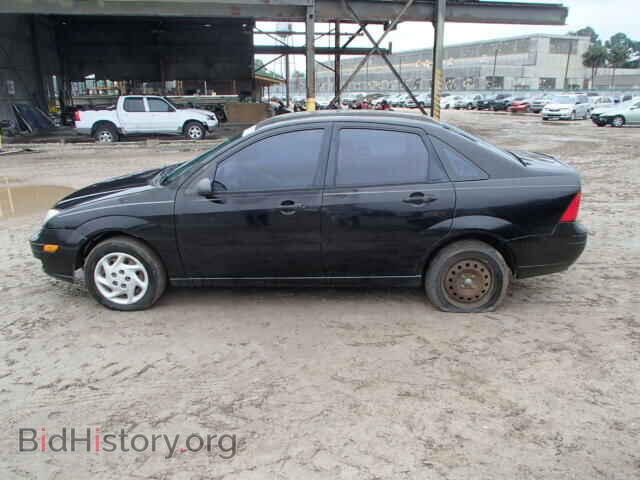 2005 FORD FOCUS - VIN: 1FAFP34N05W199946 - Фото 9