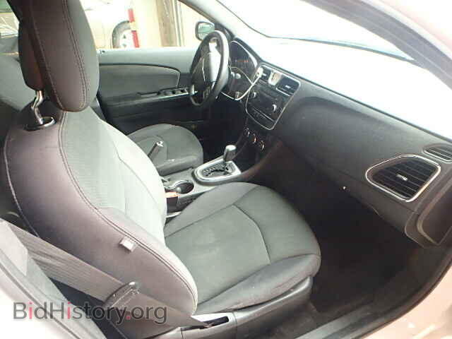 2012 CHRYSLER 200 - VIN: 1C3CCBAB2CN191982 - Фото 5