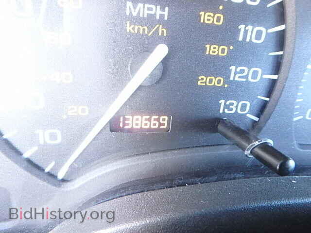 2003 SATURN VUE - VIN: 5GZCZ63B43S852247 - Фото 8