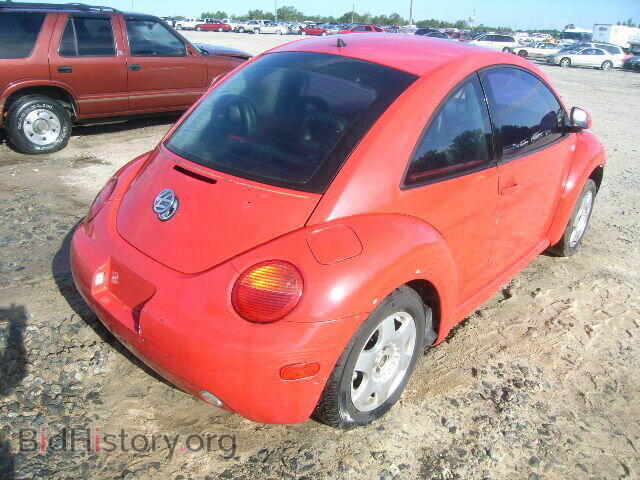 2000 VOLKSWAGEN BEETLE - VIN: 3VWCA21C8YM409917 - Фото 4