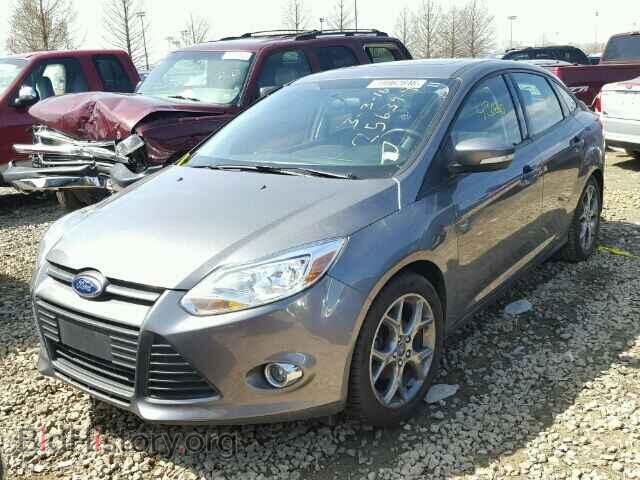 2013 FORD FOCUS - VIN: 1FADP3F2XDL371586 - Photo 2