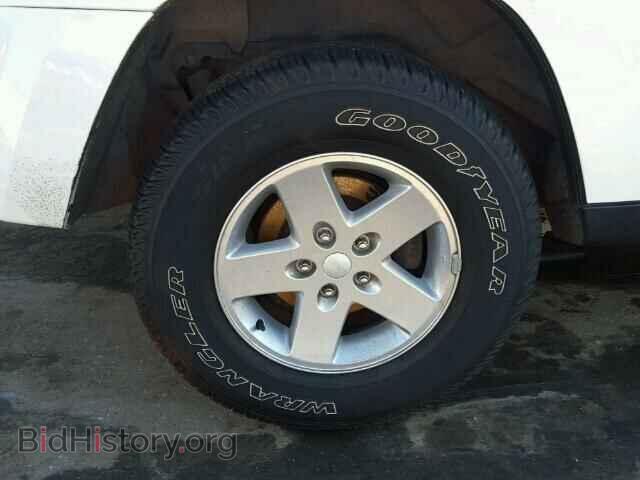 2005 JEEP CHEROKEE - VIN: 1J4HS48N75C568542 - Фото 9