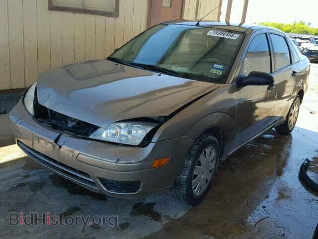 2005 FORD FOCUS - VIN: 1FAFP34N75W266705 - Фото 2