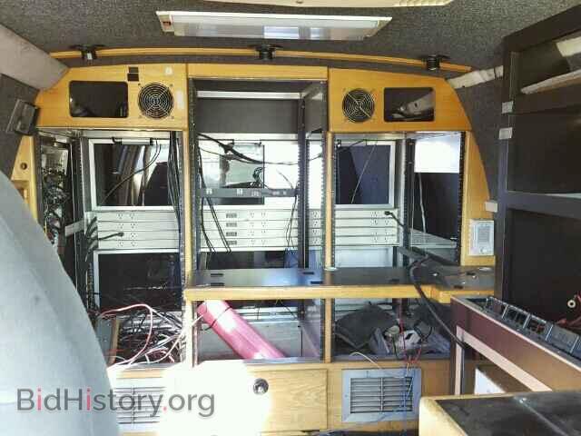 1996 FORD ECONOLINE - VIN: 1FTJS34G9THB59791 - Photo 9