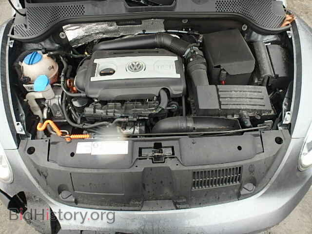 2012 VOLKSWAGEN BEETLE - VIN: 3VWVA7AT9CM619344 - Фото 8
