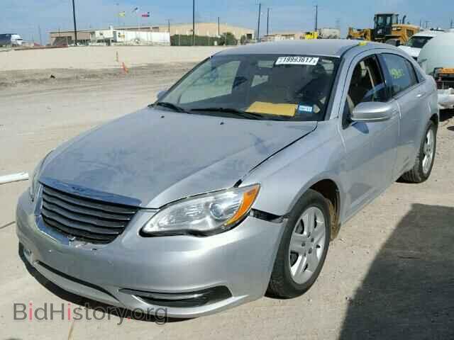2012 CHRYSLER 200 - VIN: 1C3CCBAB0CN210304 - Фото 2