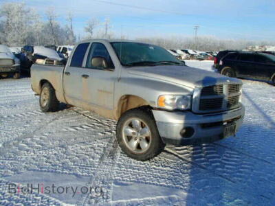 2005 Dodge RAM 1500 RAM 1500 Q, серый — VIN 1D7HU18D55S123041, Copart