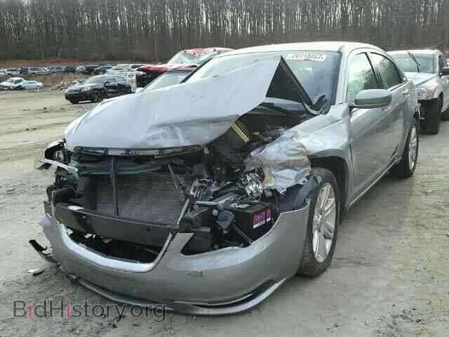 2013 CHRYSLER 200 - VIN: 1C3CCBAB8DN660428 - Фото 2
