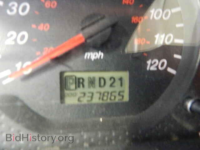 2002 MAZDA TRIBUTE - VIN: 4F2YU09172KM19229 - Фото 8