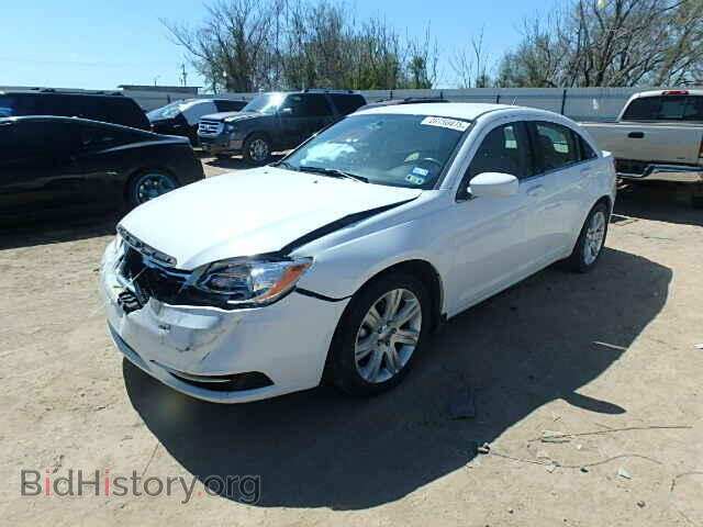 2013 CHRYSLER 200 - VIN: 1C3CCBAB0DN704891 - Фото 2