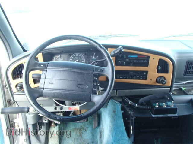 1994 FORD ECONOLINE - VIN: 1FDEE14N4RHA00760 - Фото 9