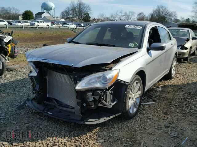 2013 CHRYSLER 200 - VIN: 1C3CCBAB5DN698442 - Фото 2