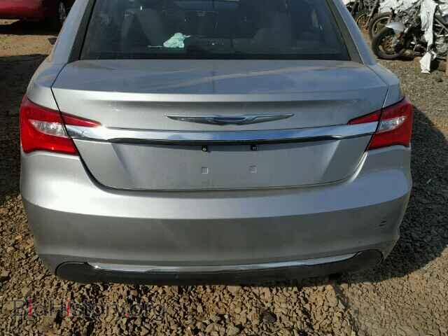 2013 CHRYSLER 200 - VIN: 1C3CCBAB5DN698442 - Фото 10