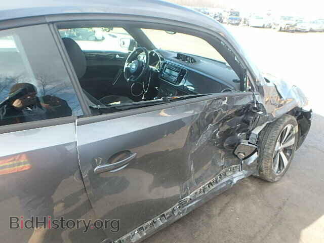2013 VOLKSWAGEN BEETLE - VIN: 3VWVA7AT7DM656183 - Фото 10