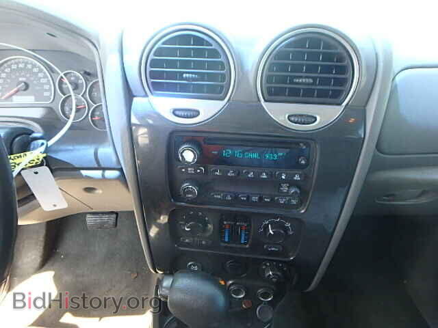 2004 GMC ENVOY - VIN: 1GKDS13S242409243 - Фото 9