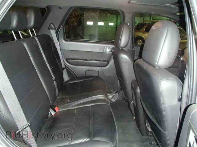 2011 FORD ESCAPE - VIN: 1FMCU0E73BKB52414 - Photo 6