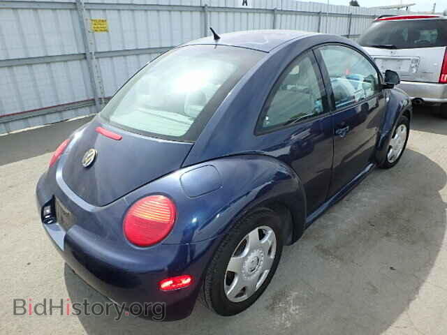 2000 VOLKSWAGEN BEETLE - VIN: 3VWCC21C8YM485874 - Фото 4