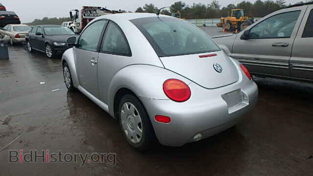 2000 VOLKSWAGEN BEETLE - VIN: 3VWCC21C4YM422769 - Фото 3