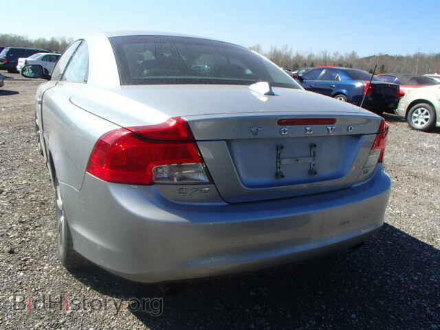 2011 VOLVO C70 - VIN: YV1672MC7BJ110069 - Фото 3