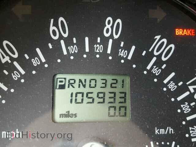 2000 VOLKSWAGEN BEETLE - VIN: 3VWCC21C2YM404559 - Фото 8