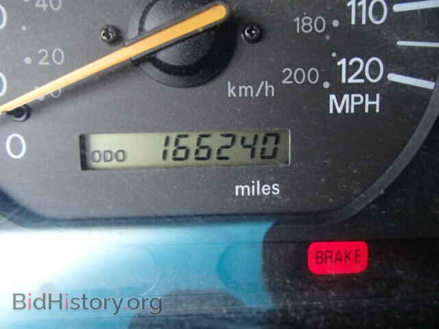 2001 MITSUBISHI GALANT - VIN: 4A3AA46G21E070601 - Фото 8