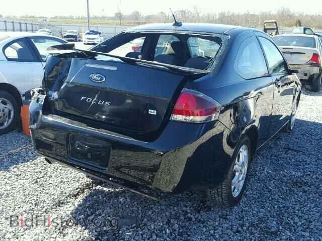 2009 FORD FOCUS - VIN: 1FAHP32NX9W140906 - Photo 4