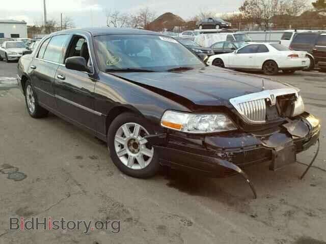 Photo 2LNBL8EV7BX765953 - LINCOLN TOWNCAR 2011