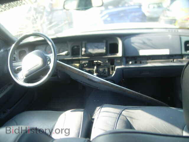 2000 FORD CROWN VIC - VIN: 2FAFP74W7YX146637 - Фото 10