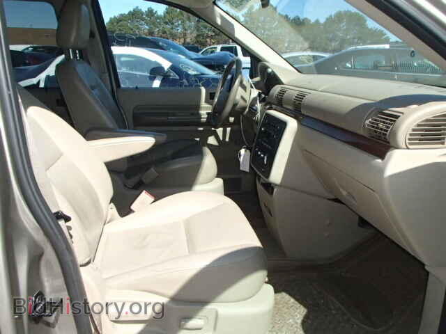 2004 FORD FREESTAR - VIN: 2FMDA52204BA77963 - Фото 5