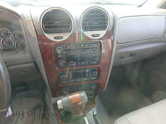 2005 GMC ENVOY - VIN: 1GKDT13SX52362025 - Фото 9