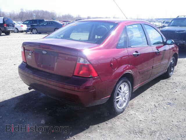 2007 FORD FOCUS - VIN: 1FAFP34N27W123793 - Photo 4
