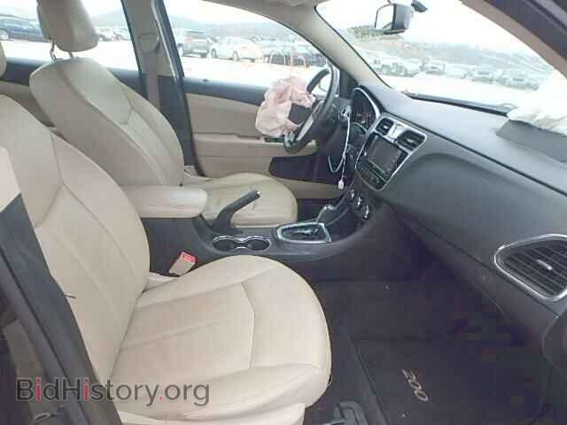 2012 CHRYSLER 200 - VIN: 1C3CCBCB3CN134543 - Фото 5