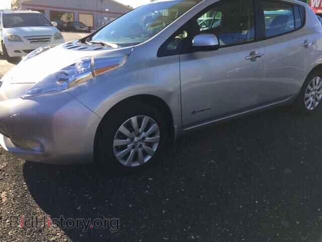 2015 NISSAN LEAF - VIN: 1N4AZ0CP0FC318958 - Фото 2