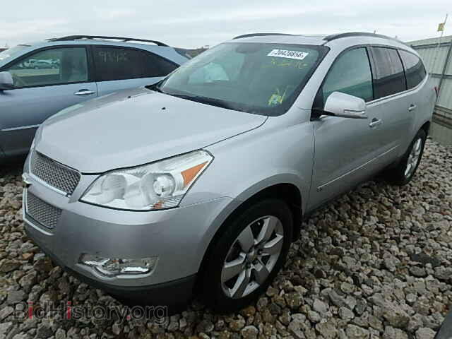 2009 CHEVROLET TRAVERSE - VIN: 1GNER33D09S101057 - Фото 2