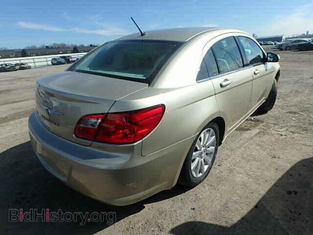 2010 CHRYSLER SEBRING - VIN: 1C3CC5FB7AN229746 - Фото 4