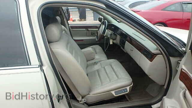 1996 CADILLAC DEVILLE - VIN: 1G6KD52YXTU266204 - Фото 5