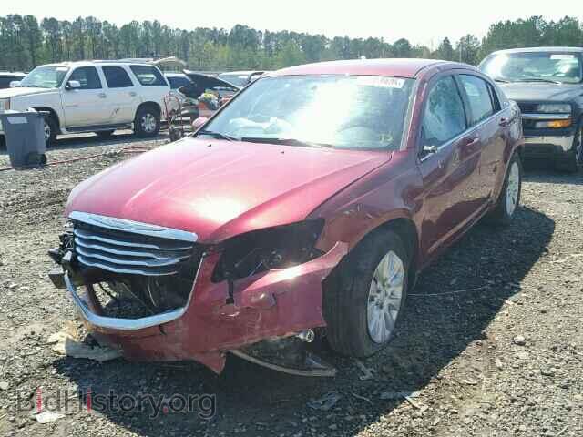 2012 CHRYSLER 200 - VIN: 1C3CCBAB1CN320438 - Фото 2