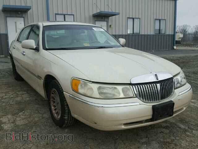 Photo 1LNHM83W9YY880761 - LINCOLN TOWNCAR 2000