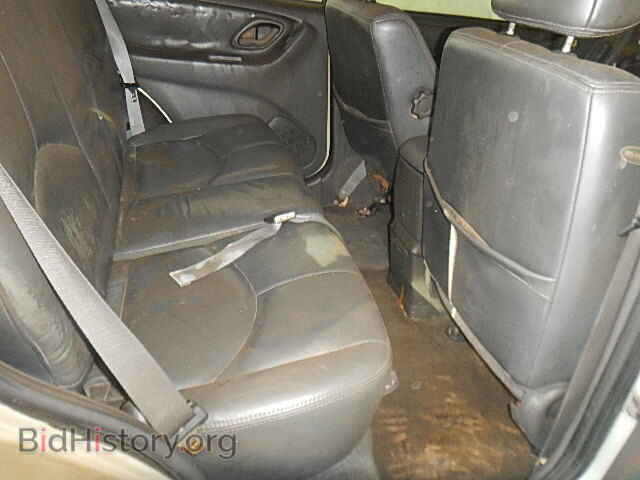 2004 MAZDA TRIBUTE - VIN: 4F2CZ06174KM30069 - Фото 6